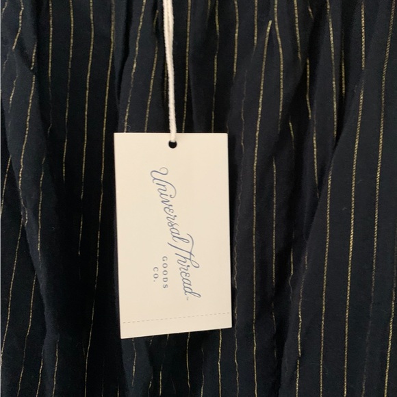 *NWT Women’s Gold Striped Black Top Blouse SIZE L NWT - Picture 7 of 9